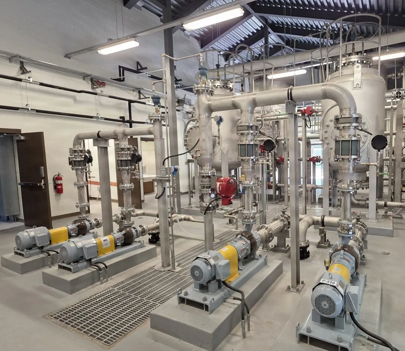 Tank Disinfection & Chlorination — Food-grade anti-bacterial wash plus measured chlorination, safe for drinking water within an hour.